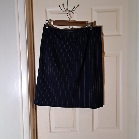 Talbots 3-piece set Blazer Skirt and Slacks size 14petites - Picture 6 of 12